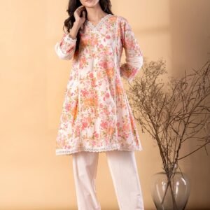 Women Peach Print Kurta